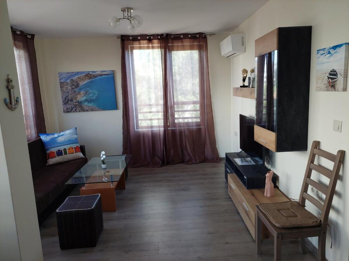 Апартаменти За Гости Делукс Burgas Exteriör bild