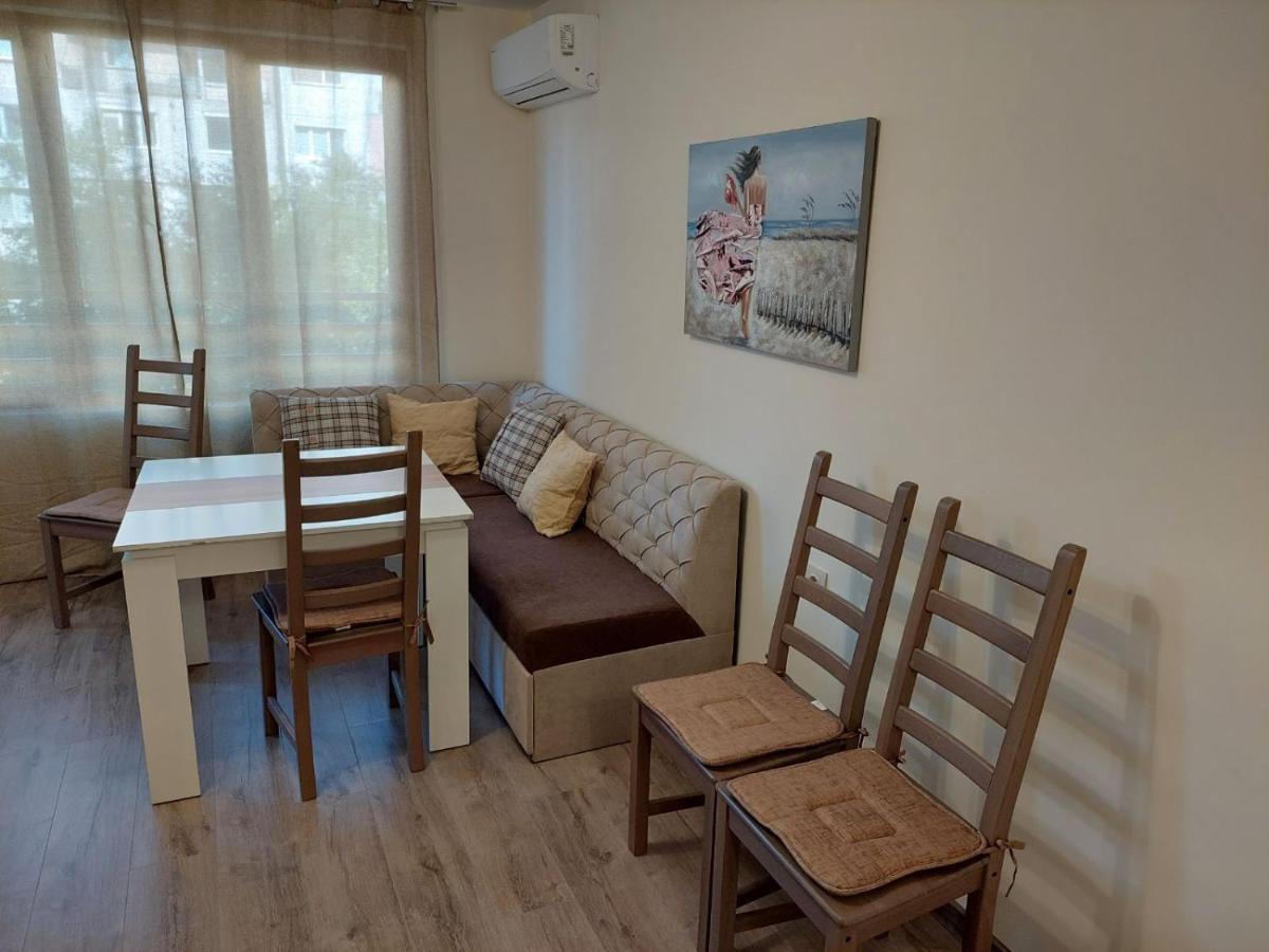 Апартаменти За Гости Делукс Burgas Exteriör bild