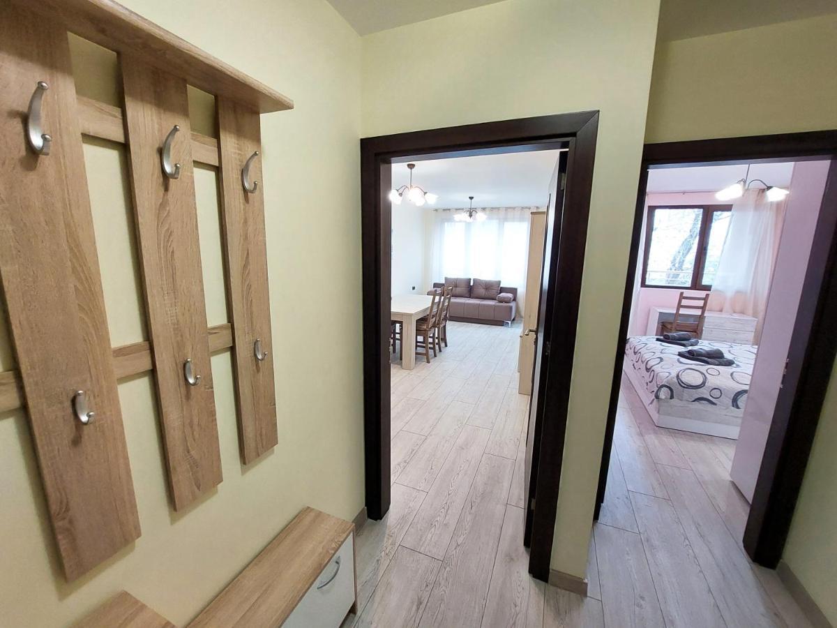 Апартаменти За Гости Делукс Burgas Exteriör bild