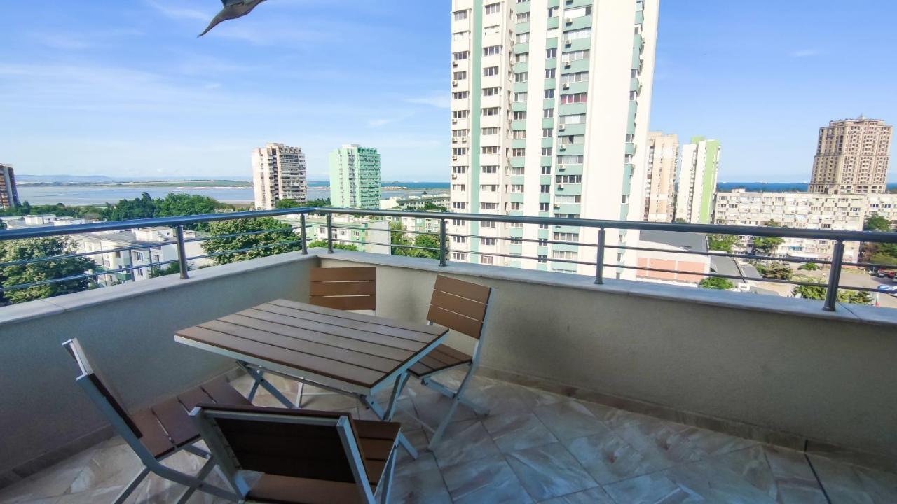 Апартаменти За Гости Делукс Burgas Exteriör bild
